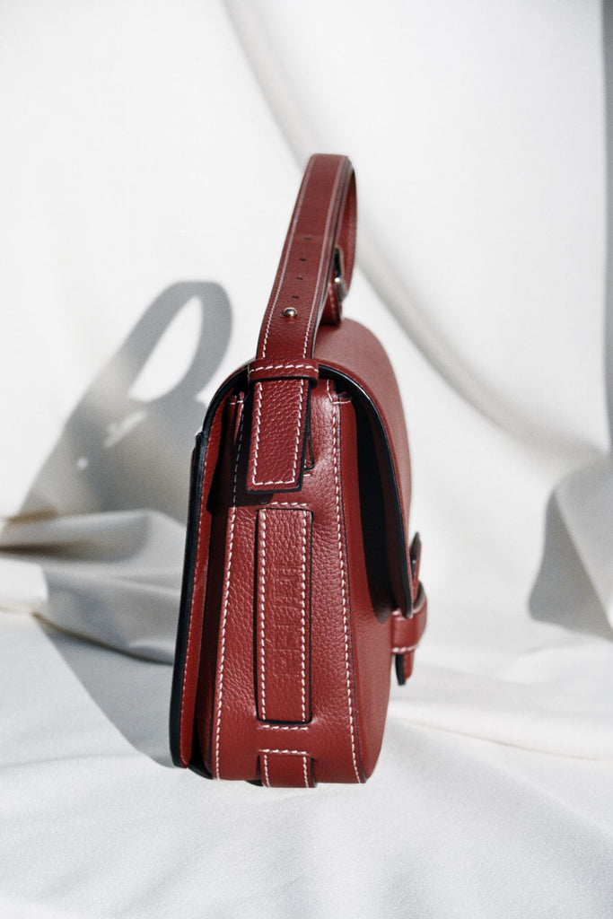 Le Crossbody · Cuir Grainé · Griotte · Édition Limitée